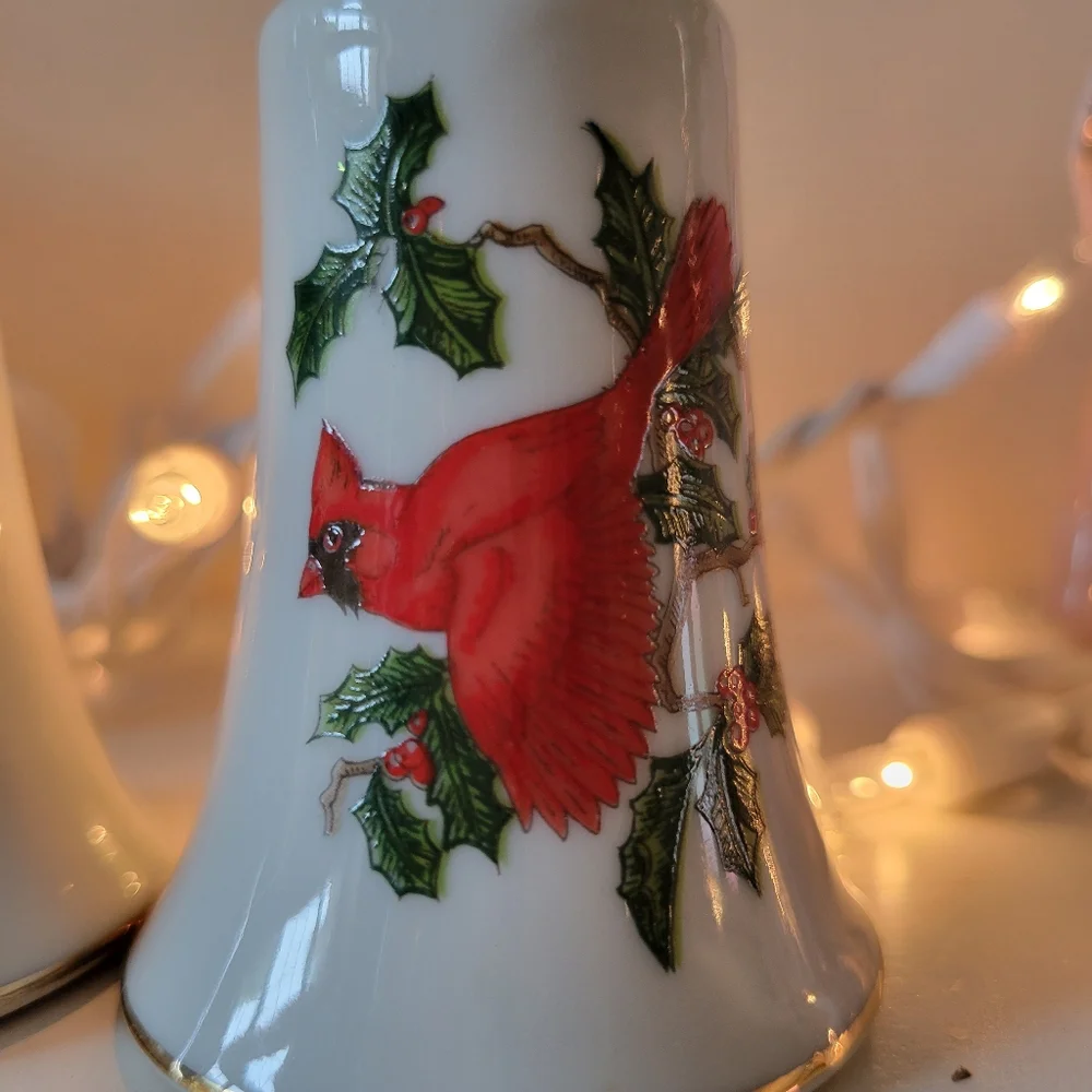 Vintage Lefton Salt & Pepper Shakers & Candle Holder ~ Christmas Cardinal Motif